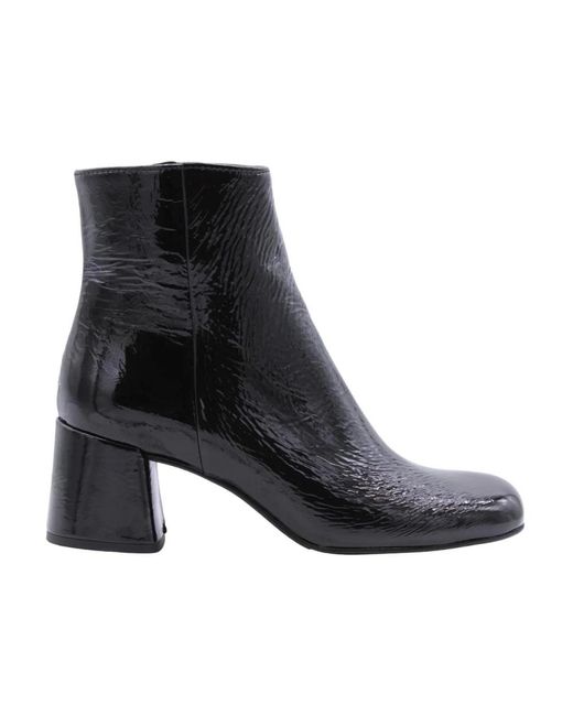 Heeled Boots di DONNA LEI in Black