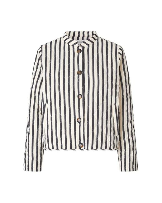 Light Jackets Lolly's Laundry de color Black