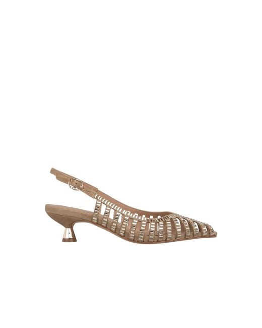 Alma En Pena. Natural Pumps