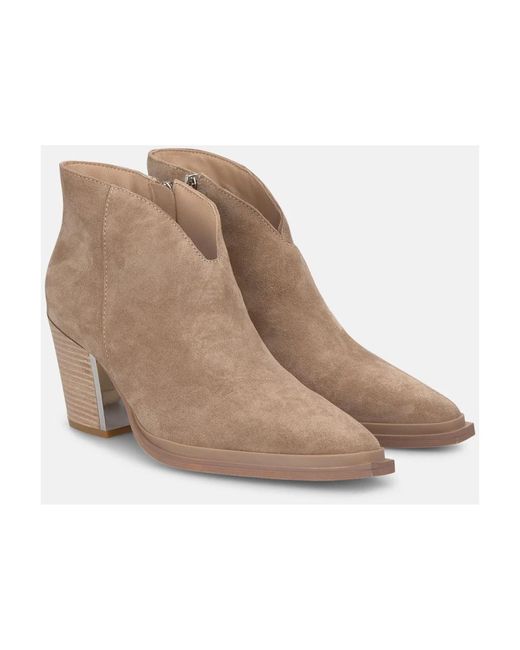 Alma En Pena. Brown Cowboy & Biker Boots