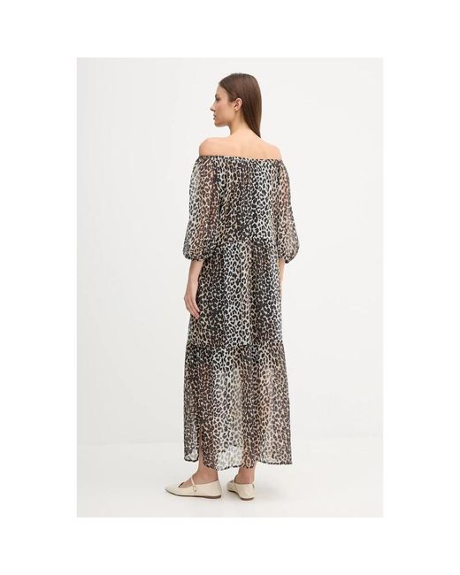 Maxi Dresses Ouí en coloris Gray