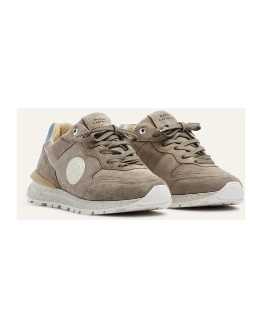 Mason's Gray Trail Runner