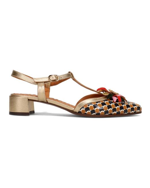 Pumps Chie Mihara de color Brown
