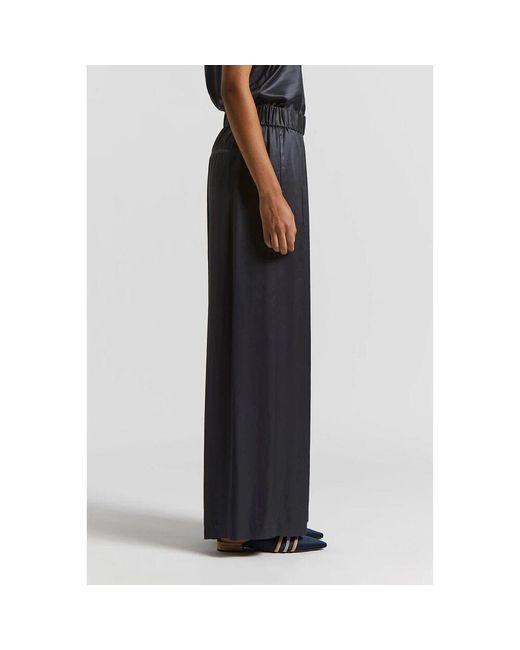 Wide Trousers di Peserico in Black