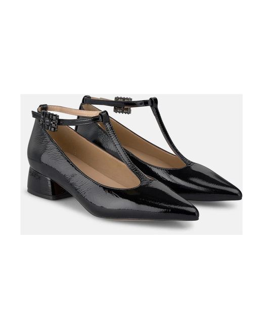 Alma En Pena. Black Pumps