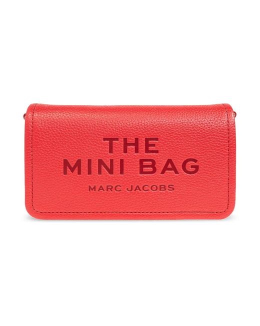 Shoulder Bags di Marc Jacobs in Red