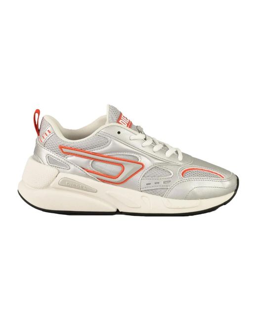 Sneakers casual con suola in gomma di DIESEL in White