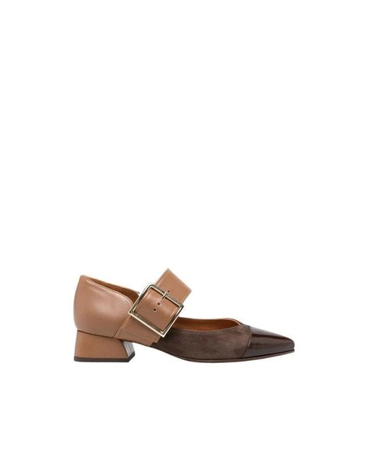 Chie Mihara Brown Pumps