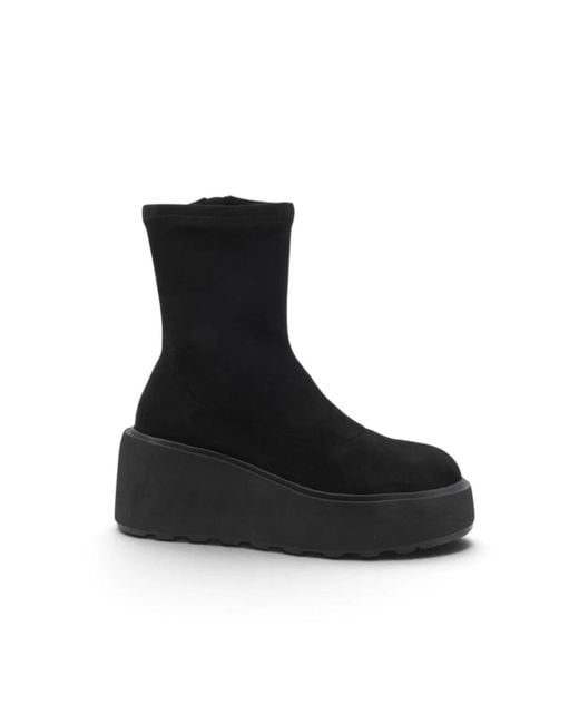 Wedges di Alexander Smith in Black
