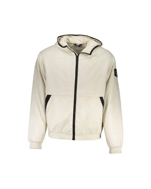 Calvin Klein Outdoorjacke Beige jacke mit Kapuze aus recyceltem Polyester in Natural für Herren