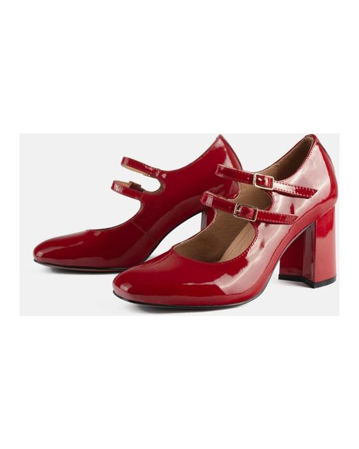 L37 Red Pumps