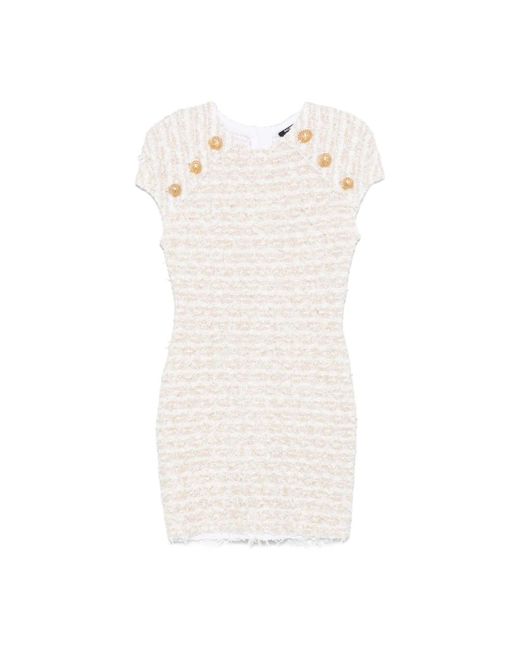 Balmain White Goldene geprägte knopfkleid