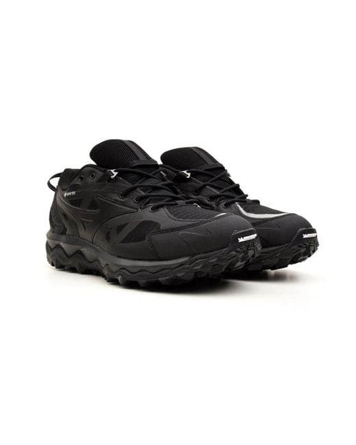 Mizuno Black Sneakers for men