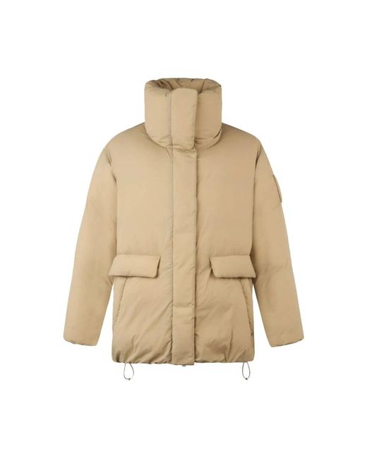 Winter Jackets di Moose Knuckles in Natural
