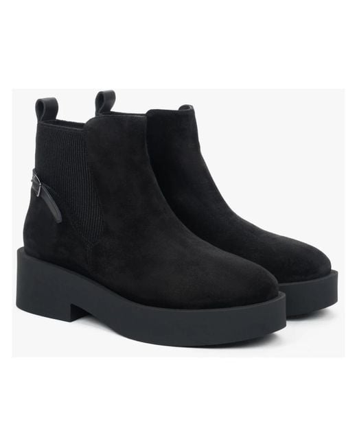 ESTRO Black Chelsea Boots