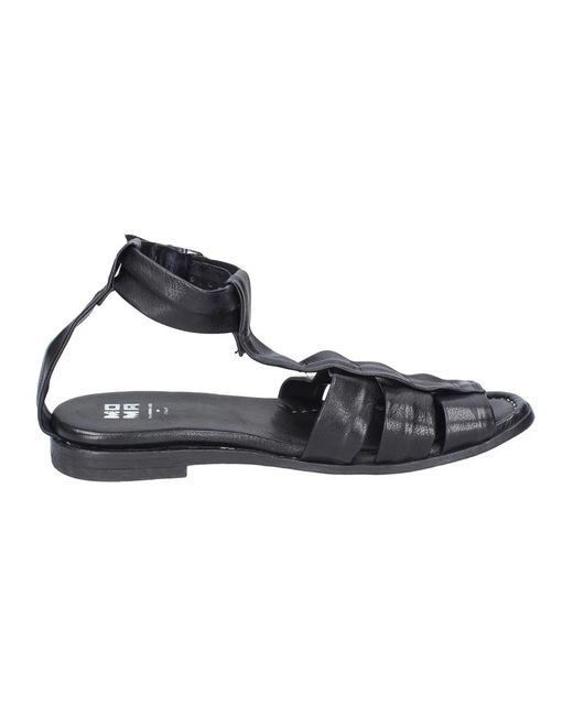 Moma Black Flat Sandals