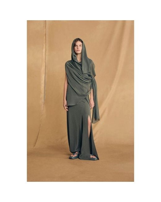 Cortana Gray Kara, Ozeangrüne Seidenjacke