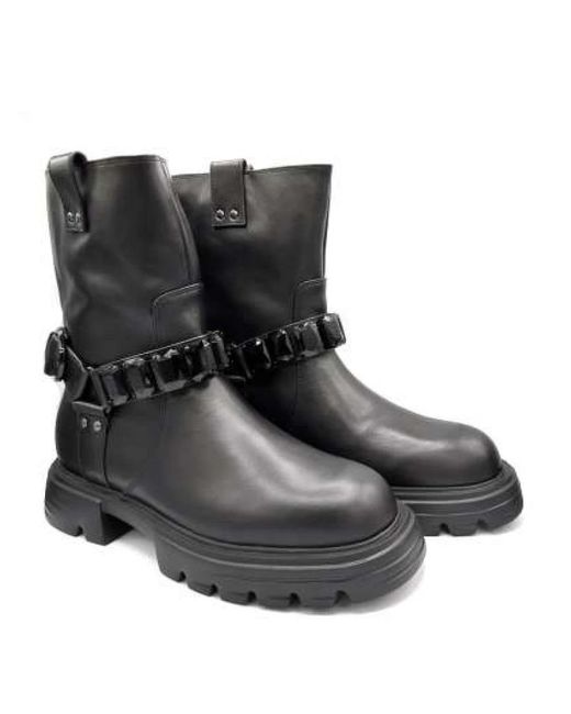Jeannot Black Ankle Boots