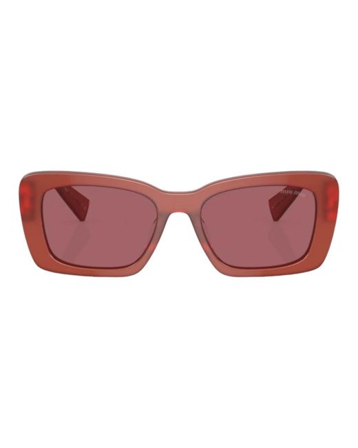 Miu Miu Red Stylische sonnenbrille in cognac opal