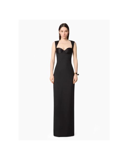 Nina Ricci Gowns in het Black