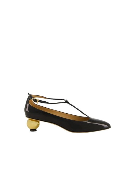 Ferragamo Black Pumps