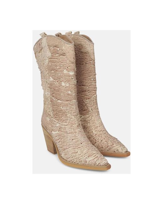 Alma En Pena. Brown Stiefelette Mit Stickerei