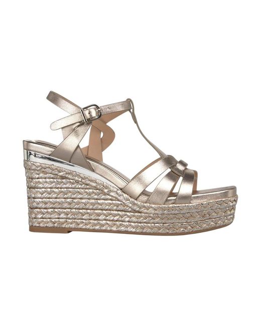 Alma En Pena. Metallic Wedges