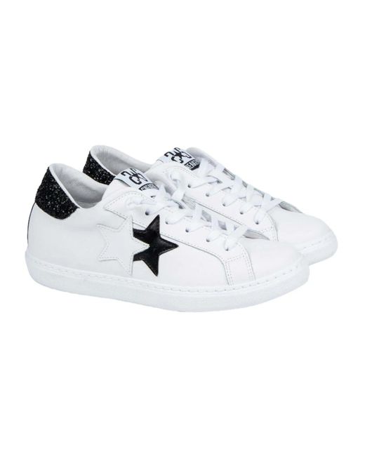 2 Star White Weiße und schwarze pailletten-sneaker