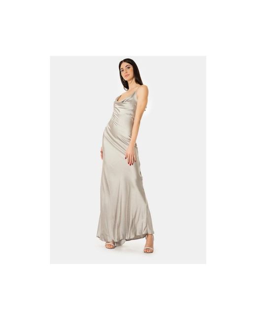 ACTUALEE Gowns in het Metallic