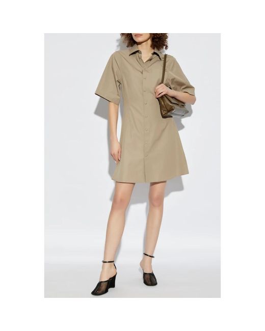 AMI Natural Kurzes hemdblusenkleid
