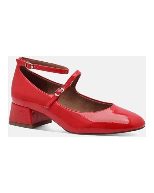 Pumps Tamaris de color Red