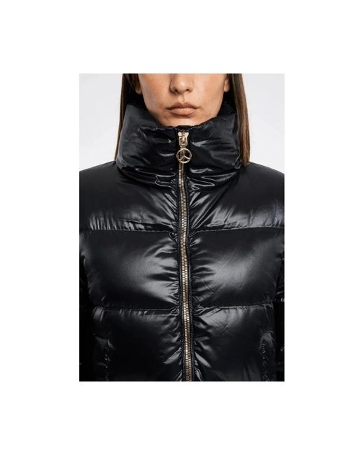 People Of Shibuya Winter Jackets in het Black