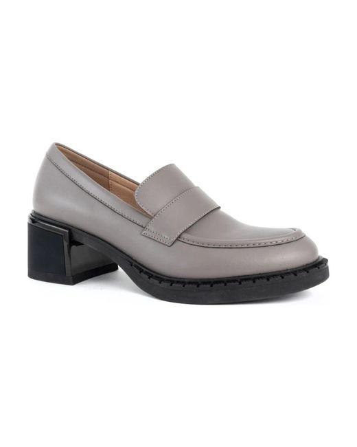 Santino Milano Gray Pumps