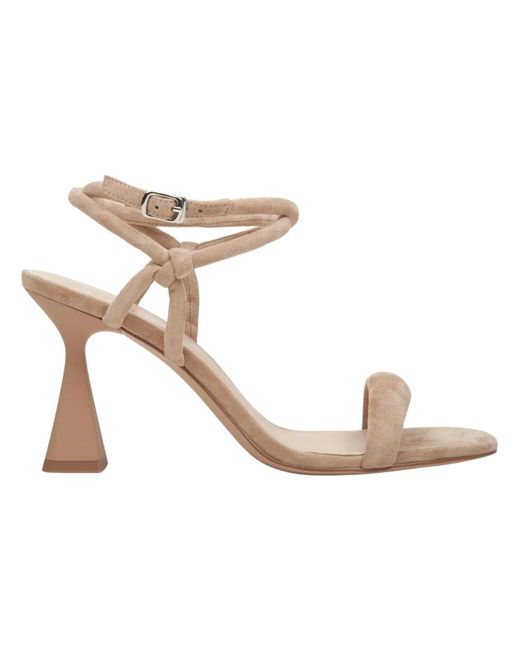 ESTRO White Shoes