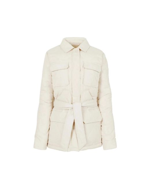 J.O.T.T Jassen ,Carmen Jas in het White