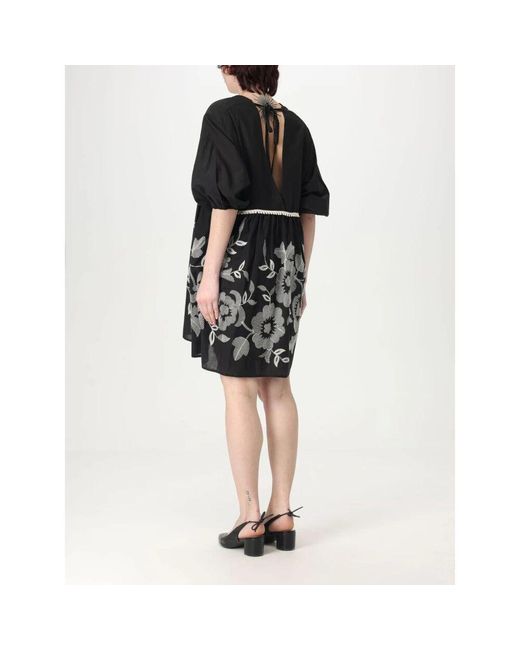 Kaos Black Schwarzes Midi-Kleid Mit Spitzen-Details