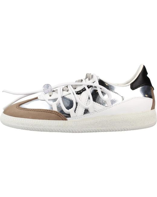 Munich Barru Studio 04 in het White