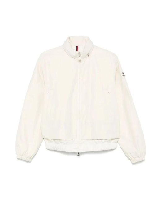 Down Jackets di Moncler in White