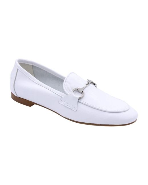 Loafers E mia de color White