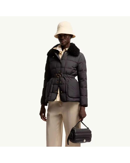 Moncler Cygnes Jacket in het Black