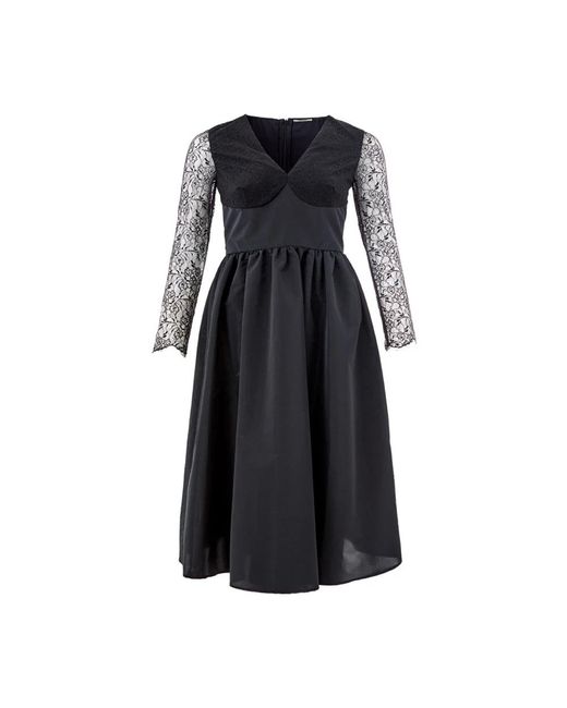 Lardini Black Schwarzes langes kleid mit spitzen-details