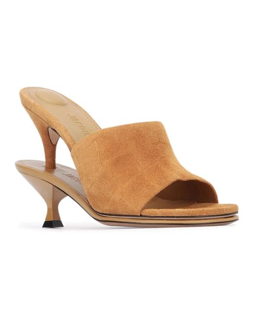 Heeled Mules di Jacquemus in Brown