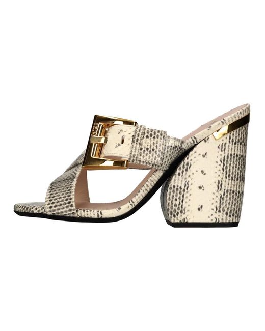 N°21 Natural Heeled Mules