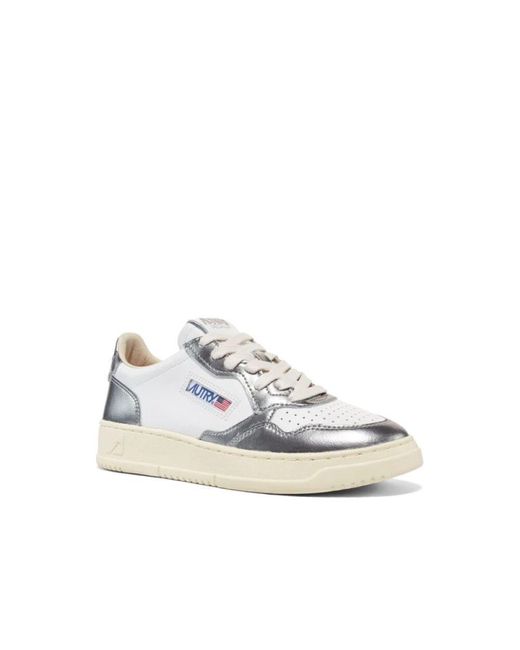 Autry Blue Medalist low leather sneakers