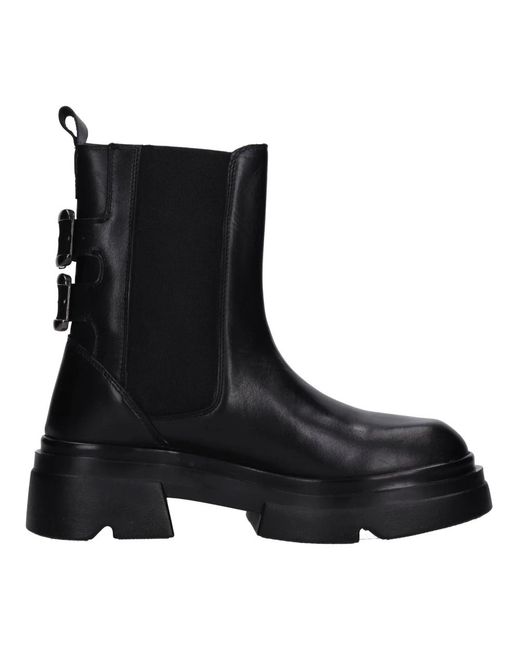 Emanuélle Vee Black Chelsea Boots