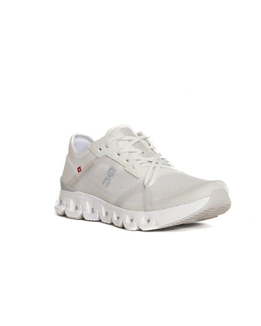 Running Shoes di On Shoes in White da Uomo
