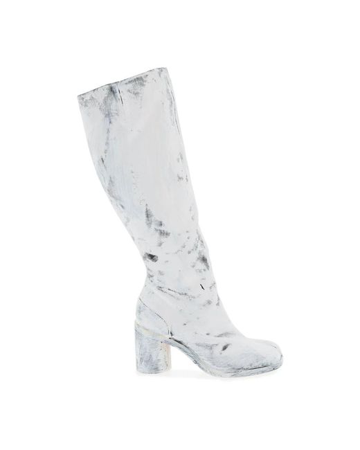 Stivali in pelle tabi con iconica punta di Maison Margiela in White