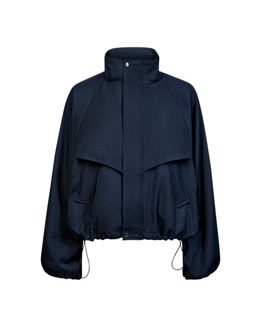 Light Jackets co'couture de color Blue