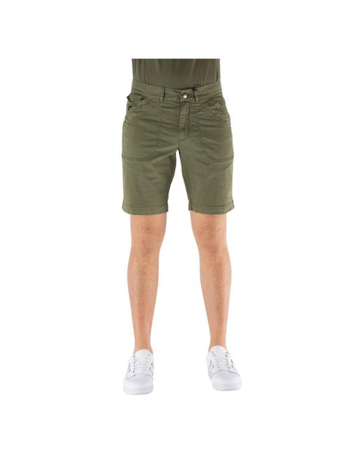 Refrigiwear Green Casual Shorts for men