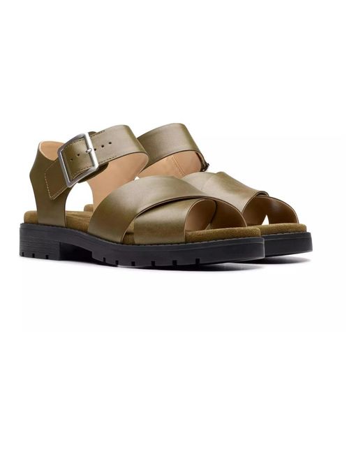Flat Sandals Clarks de color Brown
